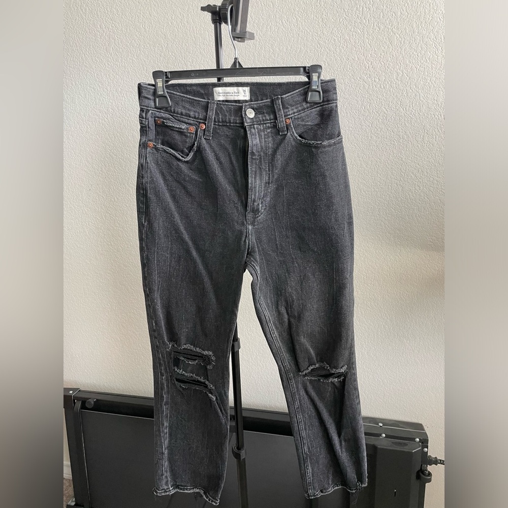 Abercrombie & Fitch Ultra High Rise Ankle Straight - Petite Length